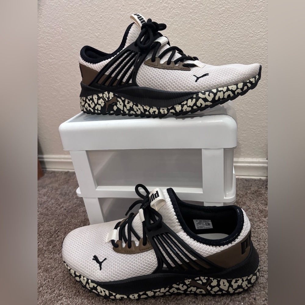 Puma Women's White and Brown Athletic Sneakers